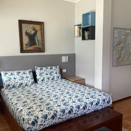 Lakeviewcabin - King Room With Balcony Como Ngoại thất bức ảnh